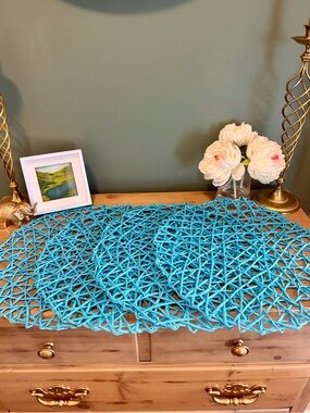 Set of 4 Cerulean Blue Spin Weave Round Placemats 15” Coastal